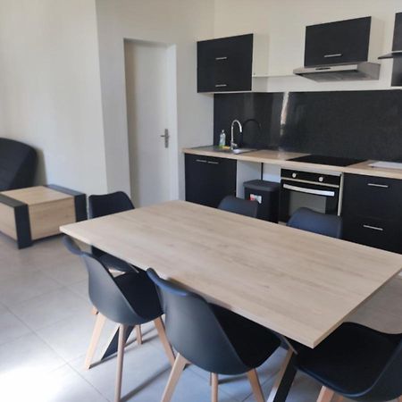 Appartement Dans Partie De Mas En Camargue Arles Bagian luar foto