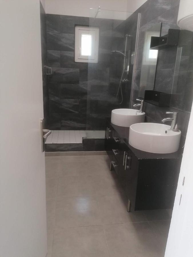 Appartement Dans Partie De Mas En Camargue Arles Bagian luar foto